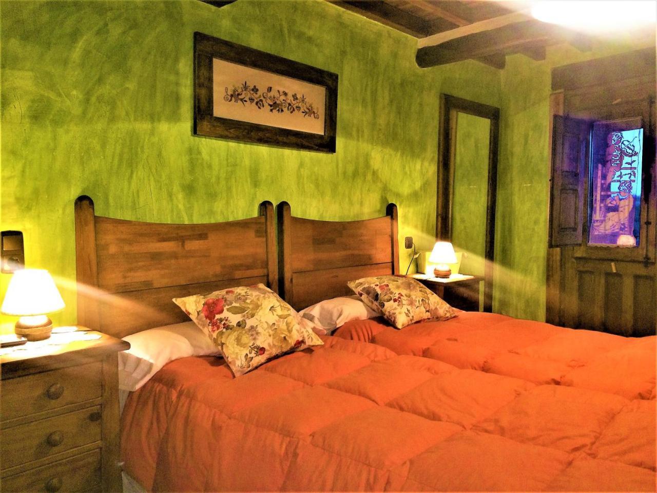 Casa Rural Amparo Mogarraz Exteriör bild